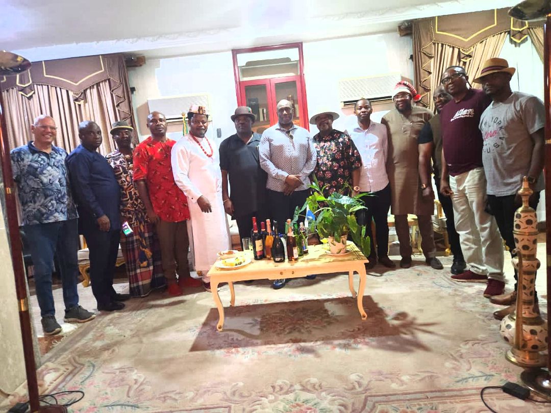 The Ikenga Gburugburu, Osita Offor received by Mayor of Ohafia, David ...